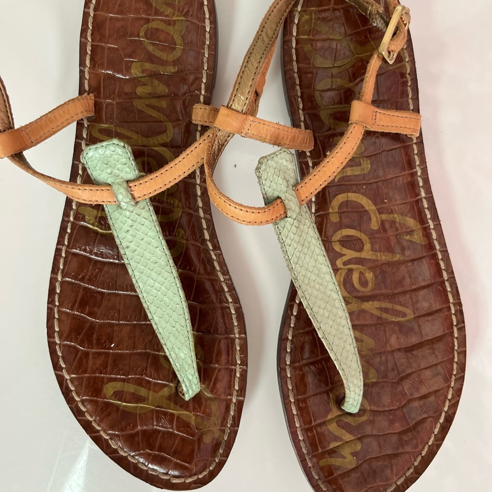 Sam Edelman Gigi Flat Sandals